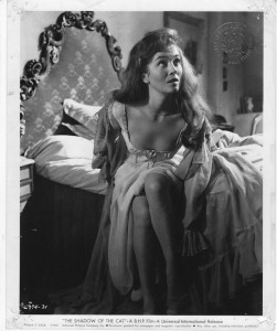 Barbara Shelley in SHADOW OF THE CAT